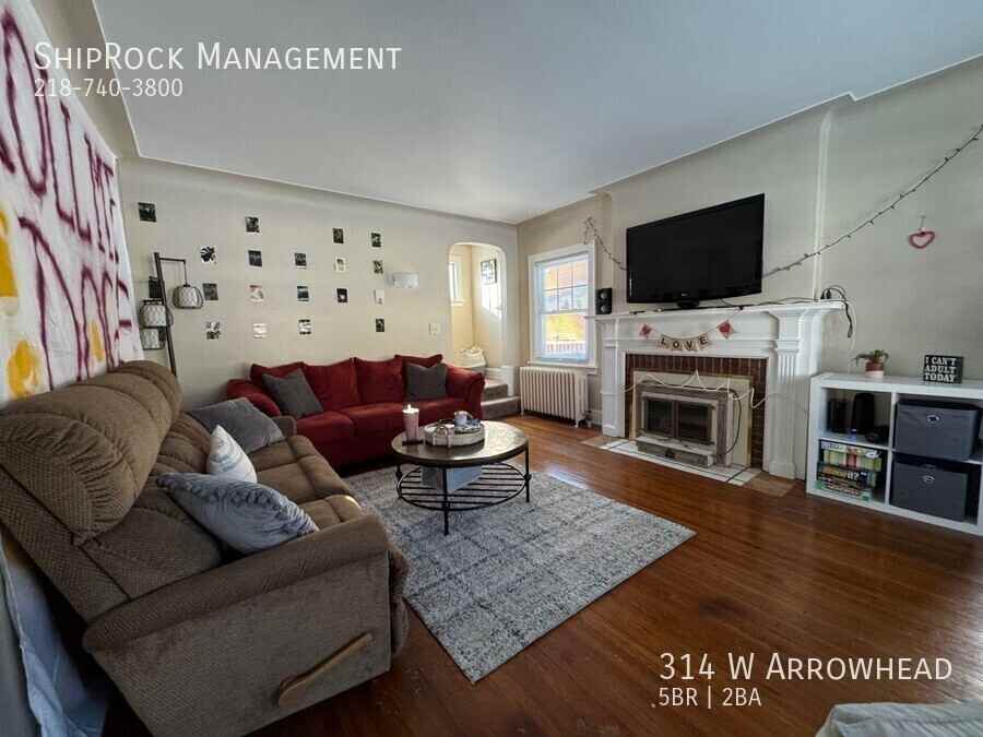 314 West Arrowhead Road - Photo 5 of 14