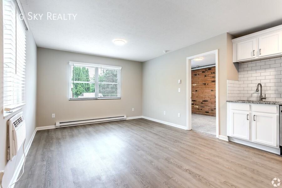 131 N High St #8 - Photo 5 of 33