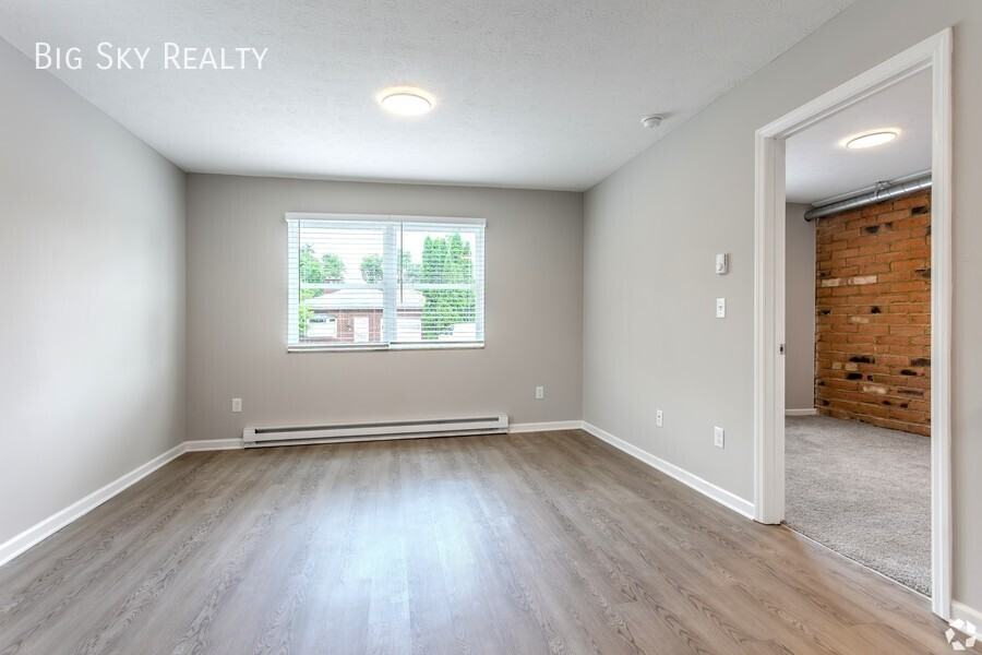 131 N High St #8 - Photo 7 of 33