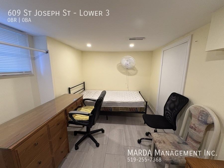 609 St. Joseph Street - Photo 3 of 19