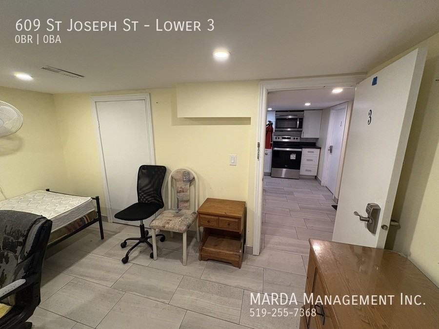 609 St. Joseph Street - Photo 5 of 19