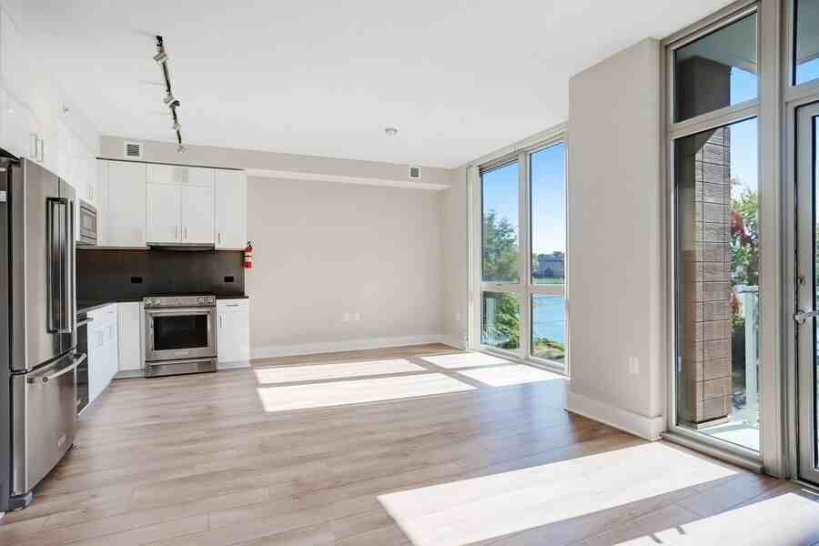 88 V Street Southwest #303