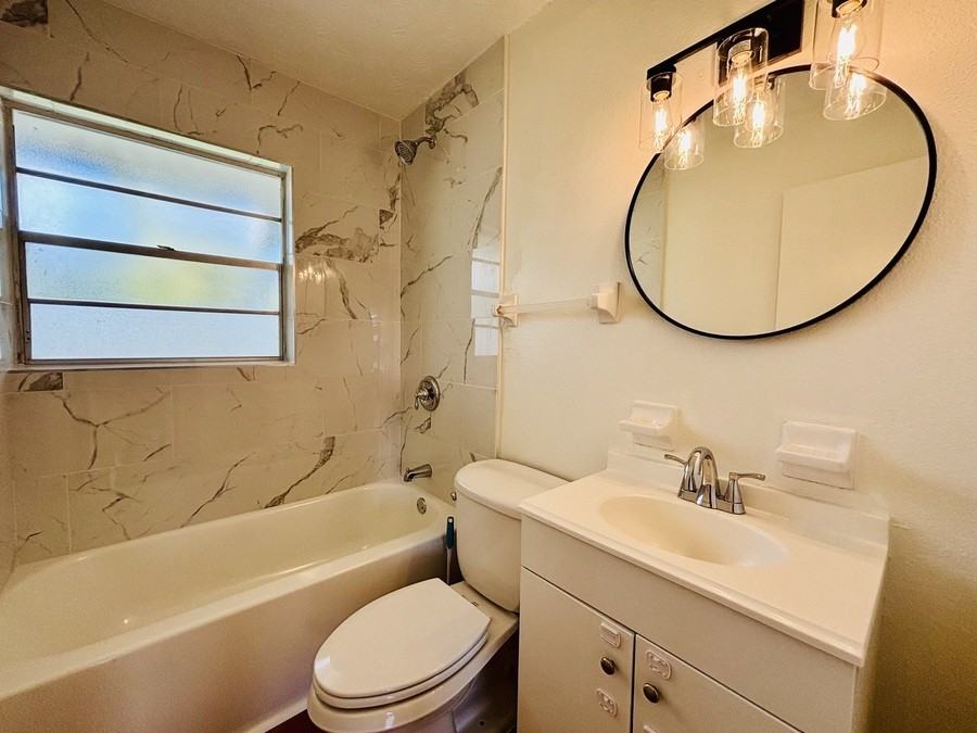 922 E Brownlee St - Photo 5 of 5