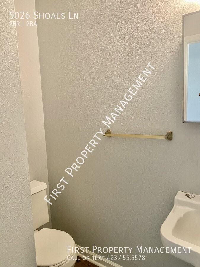 5026 Shoal Lane - Photo 7 of 18