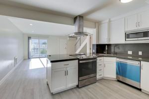 featured image of 1654 Hollenbeck Ave