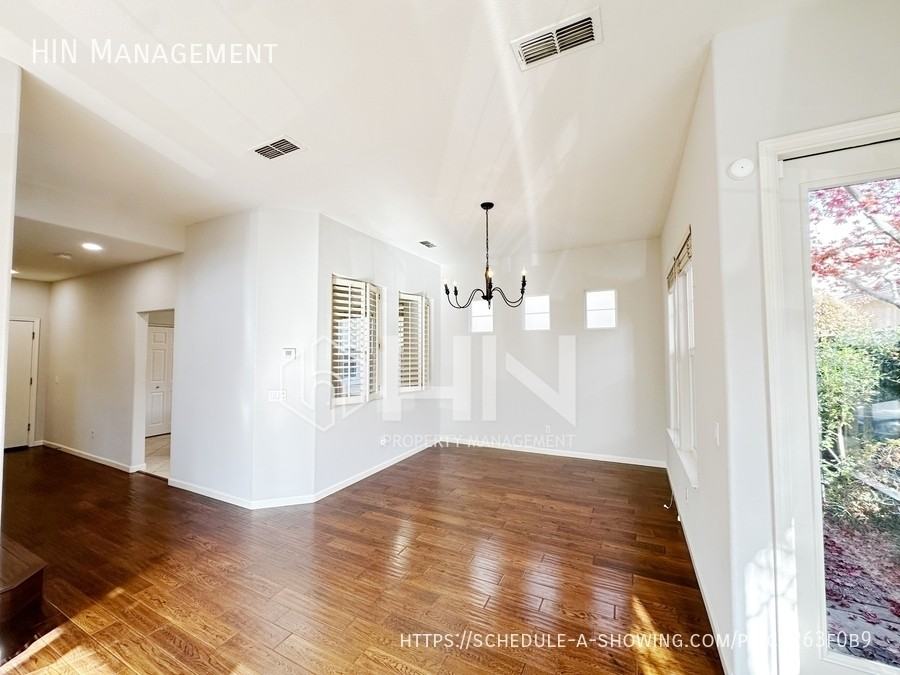 3769 Florian Street - Photo 3 of 38