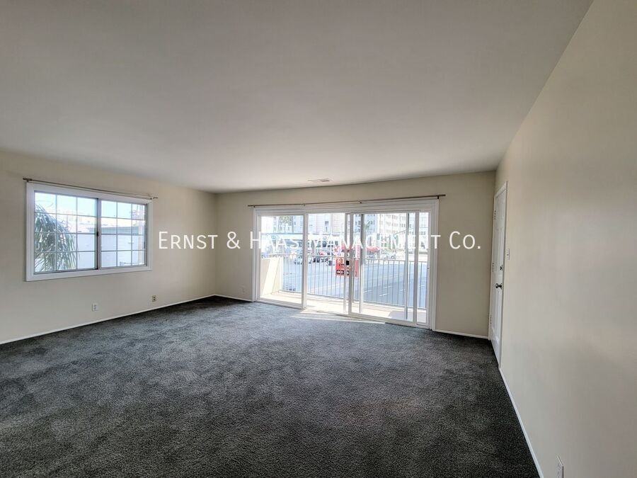 21 Alamitos Avenue #04 - Photo 5 of 24