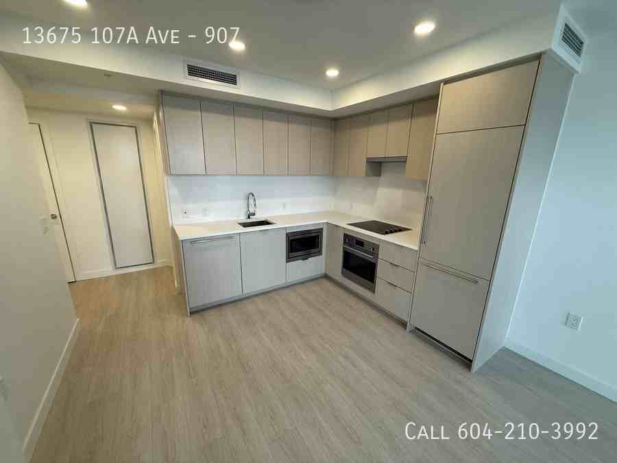 13675 107a Avenue #907