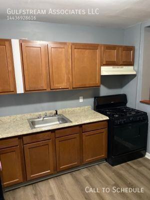 2006 Wilhelm Street - Photo 5 of 13