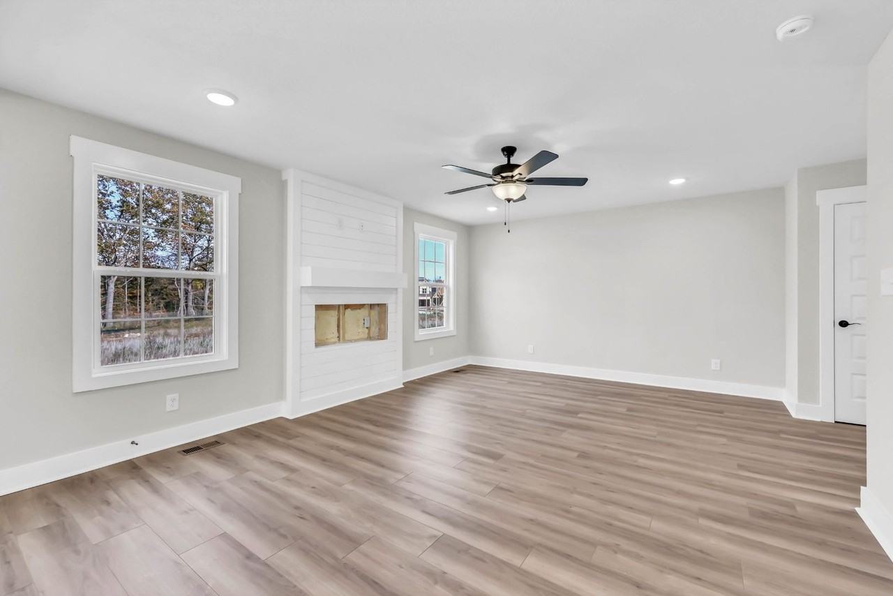 259 Switchgrass Drive - Photo 4 of 29