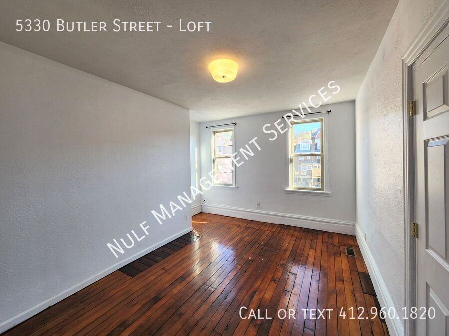 5330 Butler Street #LOFT - Photo 6 of 9
