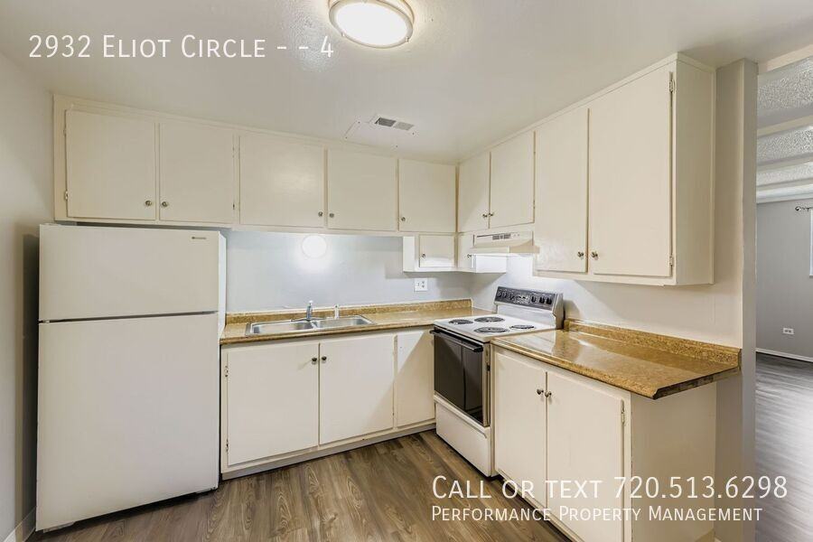 2932 Eliot Cir #4 - Photo 7 of 14