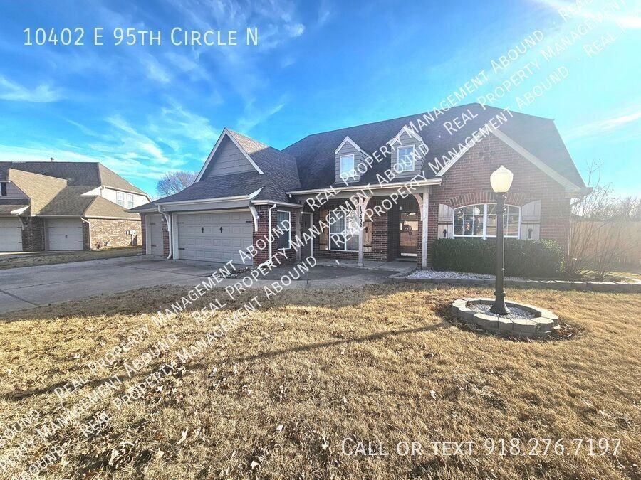 10402 East 95th Street North - Photo 2 of 3