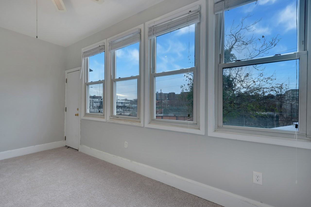 2730 10th Street Northeast - Photo 3 of 26