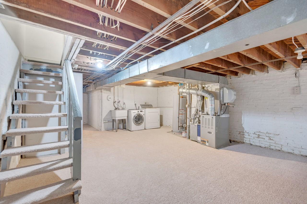 2730 10th Street Northeast - Photo 6 of 26