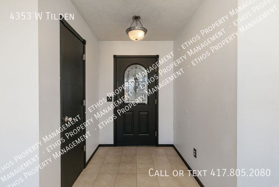 4353 West Tilden Street - Photo 3 of 16