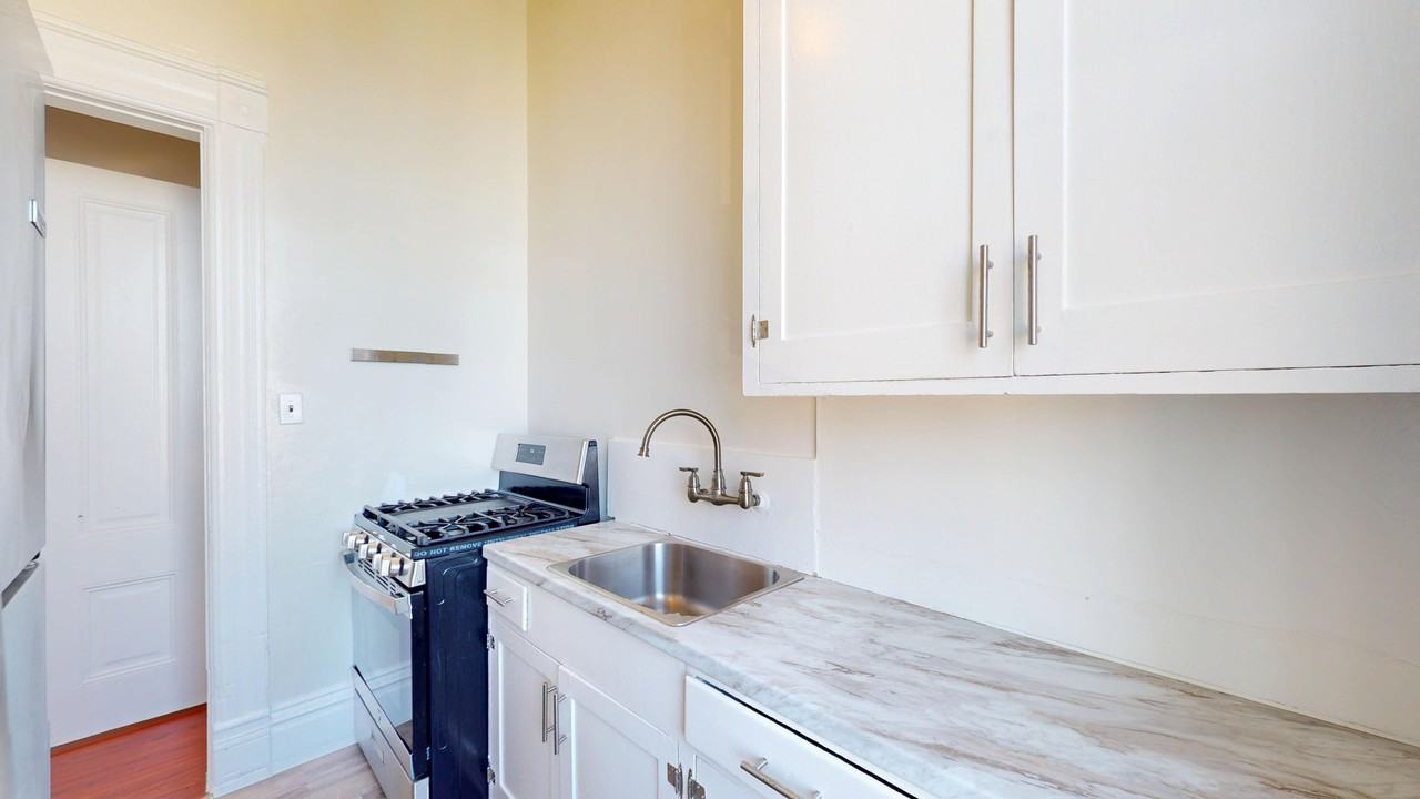 862 Shotwell Street #3 - Photo 5 of 13