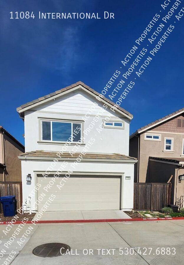 11084 International Dr - Photo 2 of 19