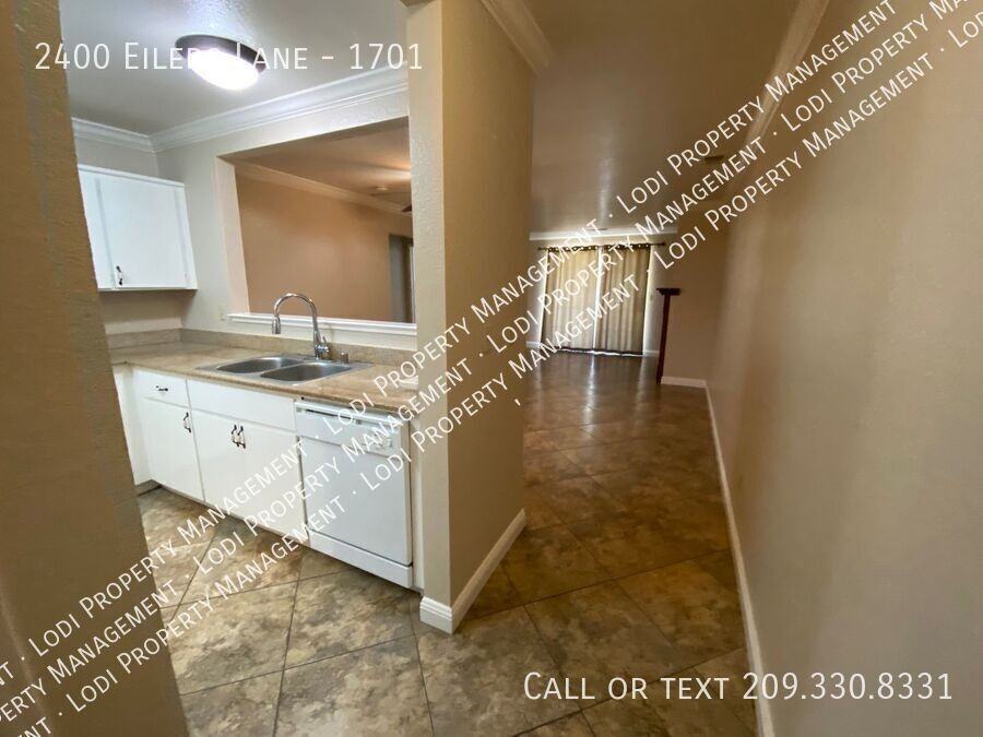 2400 Eilers Ln #1701 - Photo 3 of 21