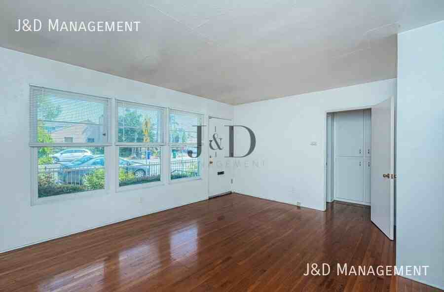 4376 Louisiana Street #4376-1-2 - Photo 5 of 13