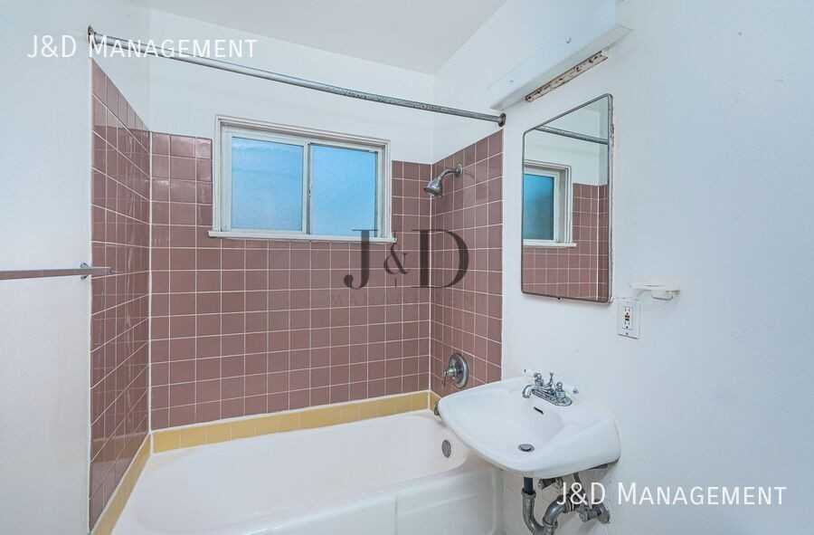 4376 Louisiana Street #4376-1-2 - Photo 7 of 13