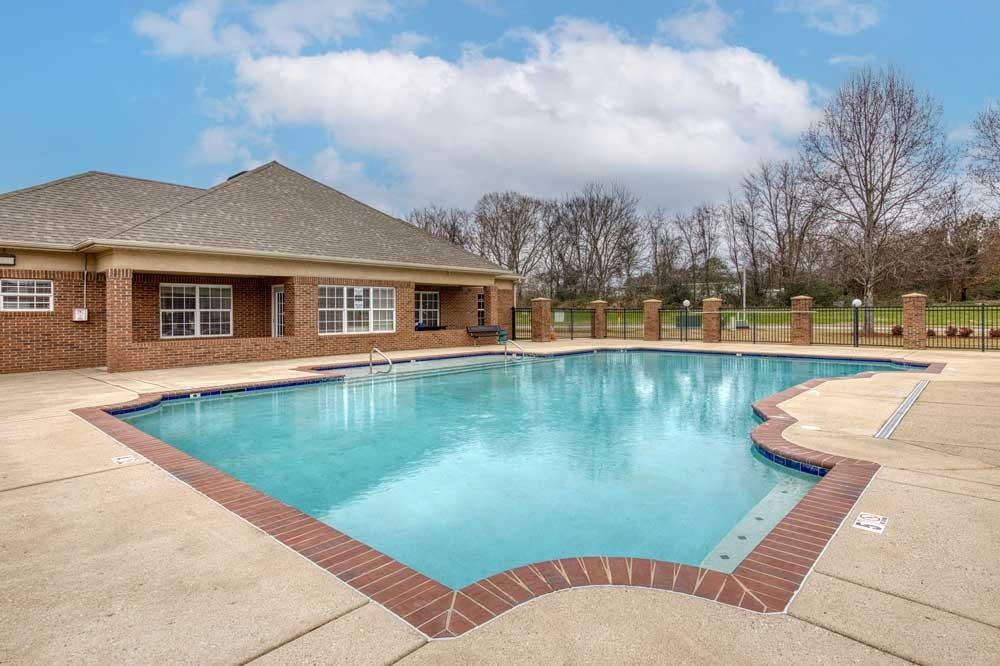 Dunwoody Place - Photo 7 of 34