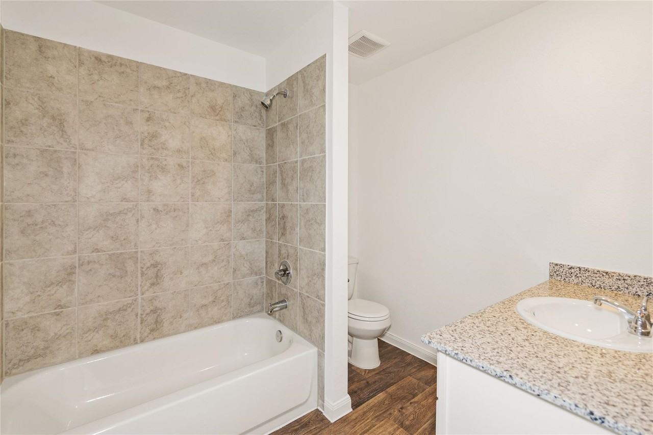 16722 North Marie Village Drive #16722 - Photo 6 of 21