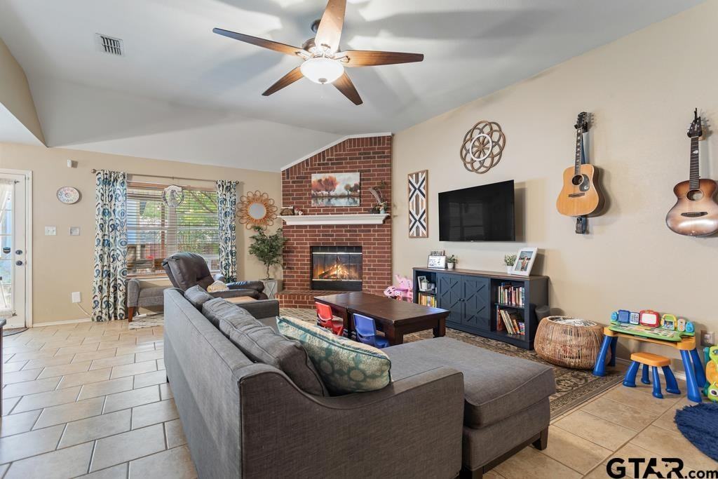 308 Willow Road #308 - Photo 2 of 33