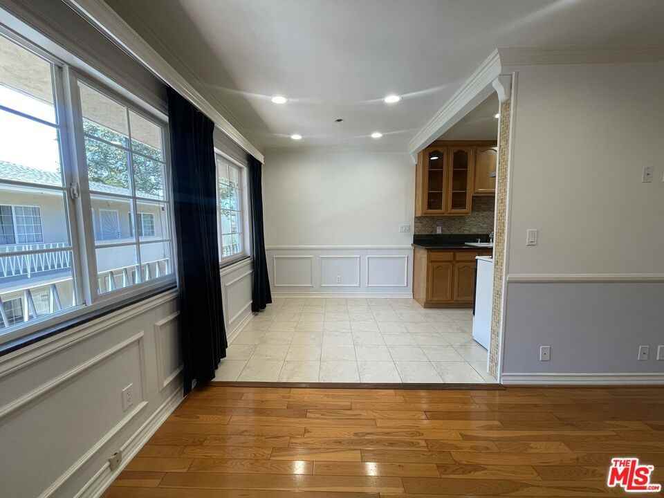 1126 N Formosa Ave #1126-7 - Photo 5 of 14