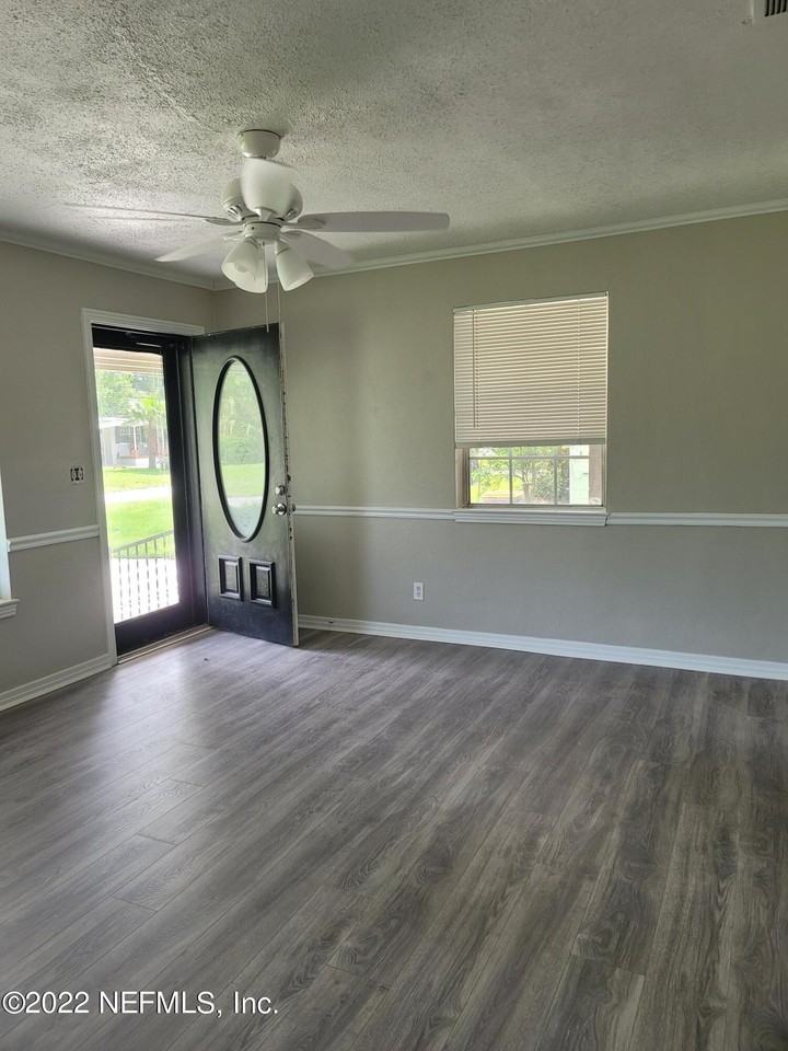 6442 North Ballejo Court #6442 - Photo 5 of 29