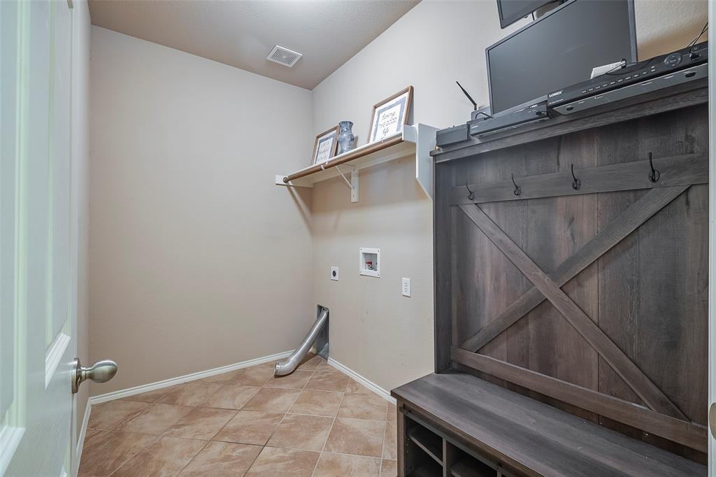 15521 Landing Creek Lane #15521 - Photo 7 of 28