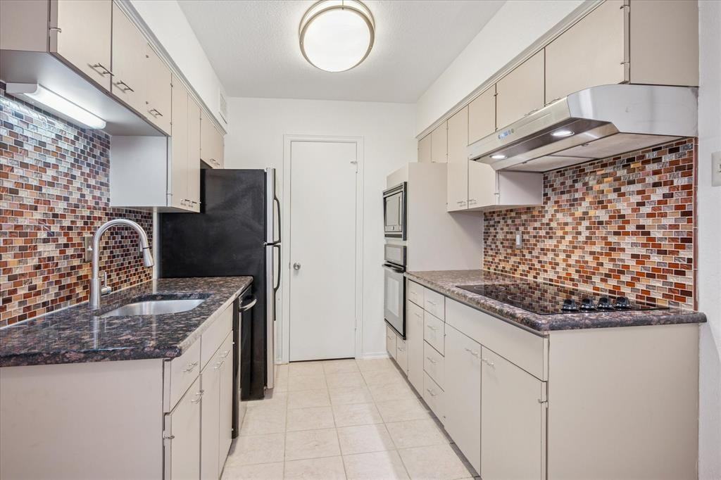 11400 Park Central Place #11400C - Photo 6 of 20