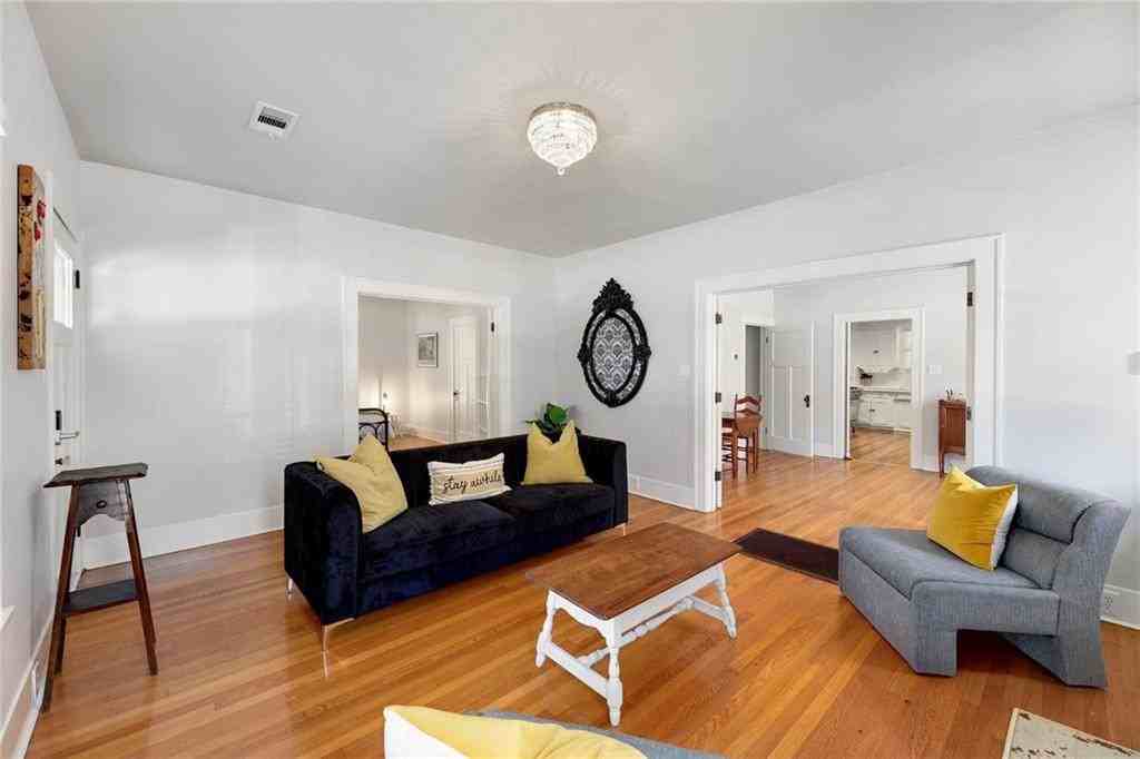 1604 South Main Street #1604 - Photo 2 of 25