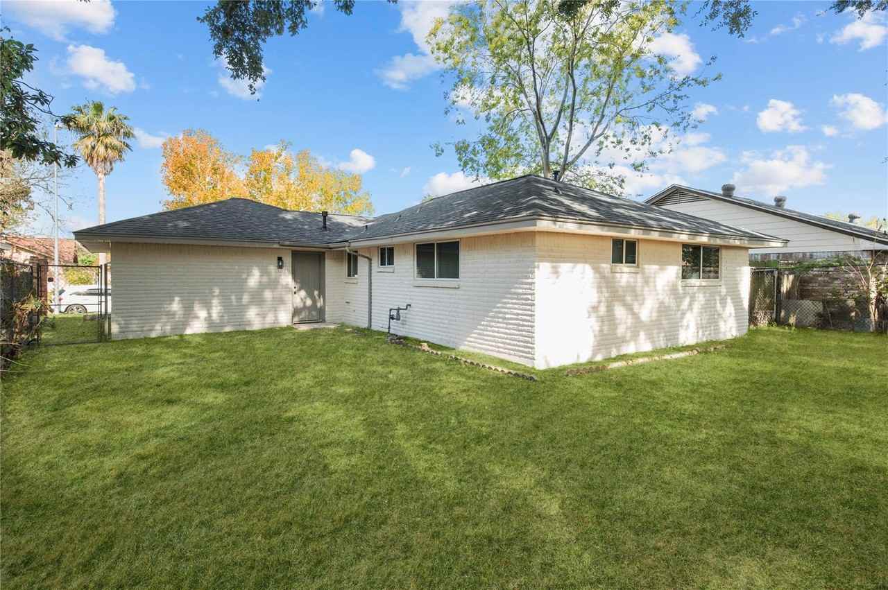 1107 Progresso Drive #1107 - Photo 3 of 15