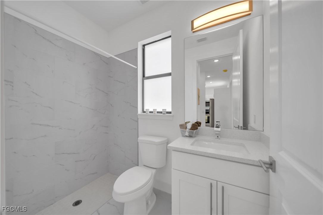 936 Homestead Rd S #936 - Photo 6 of 9