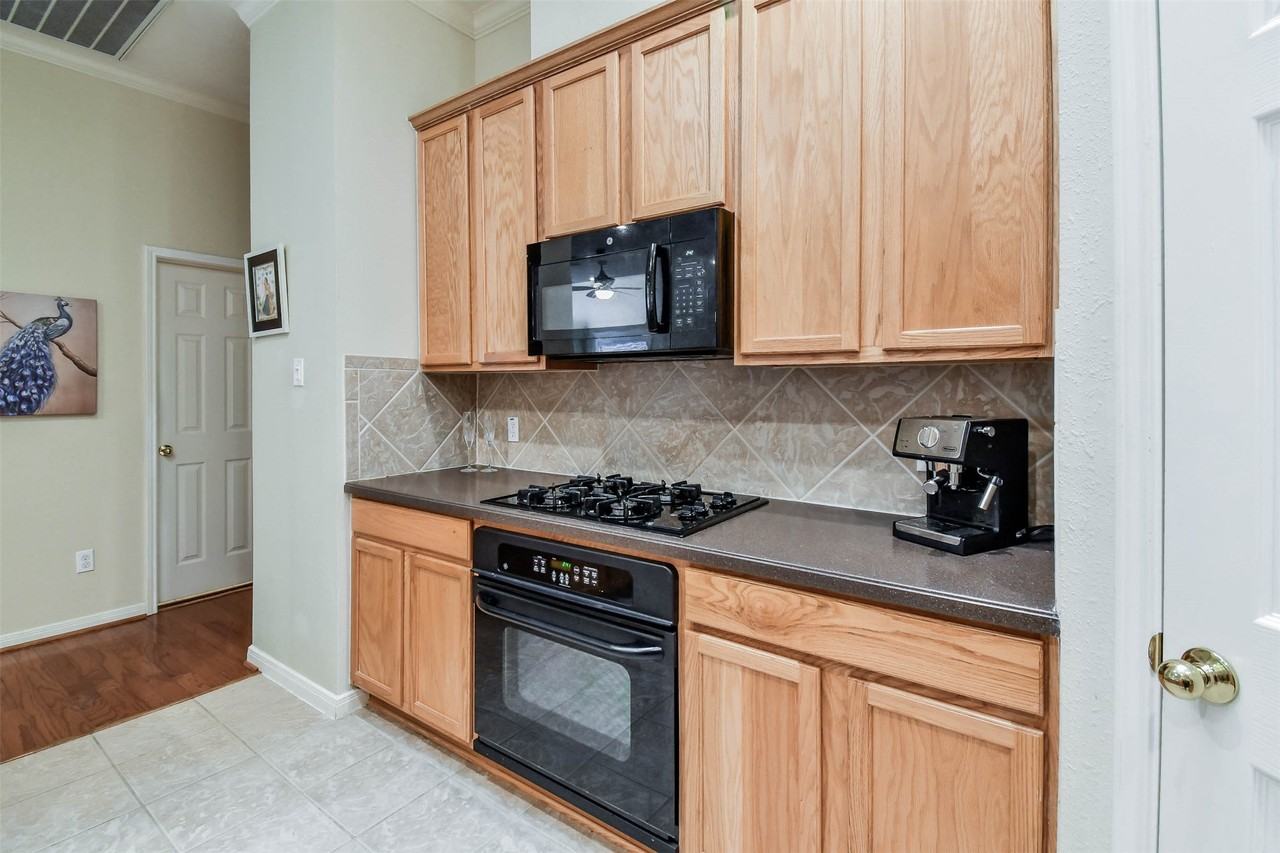 2607 Easton Springs Court #2607 - Photo 3 of 38