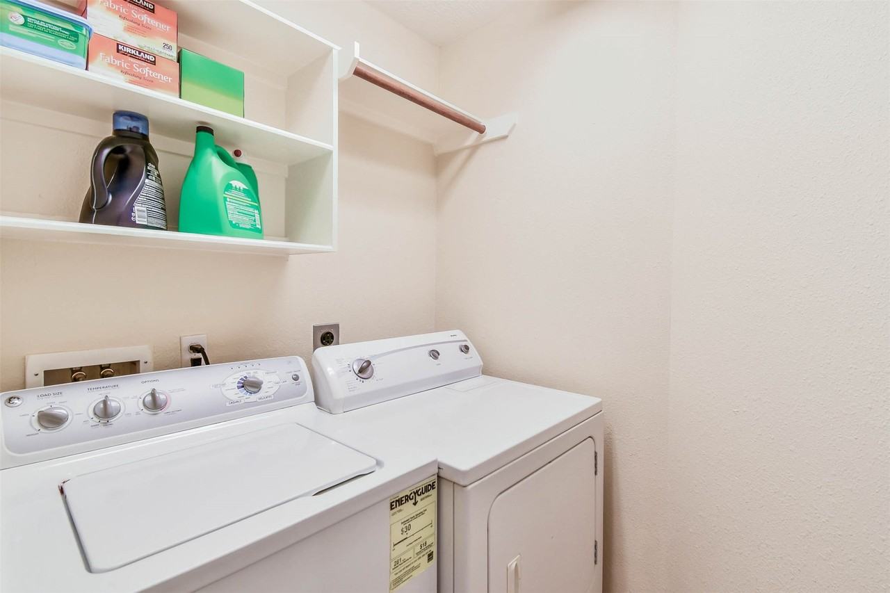 2607 Easton Springs Court #2607 - Photo 4 of 38