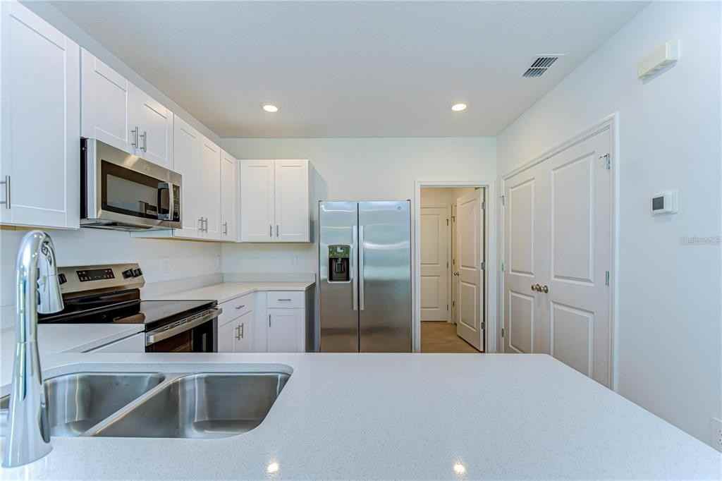 13341 Tropical Breeze Way #13341 - Photo 6 of 21