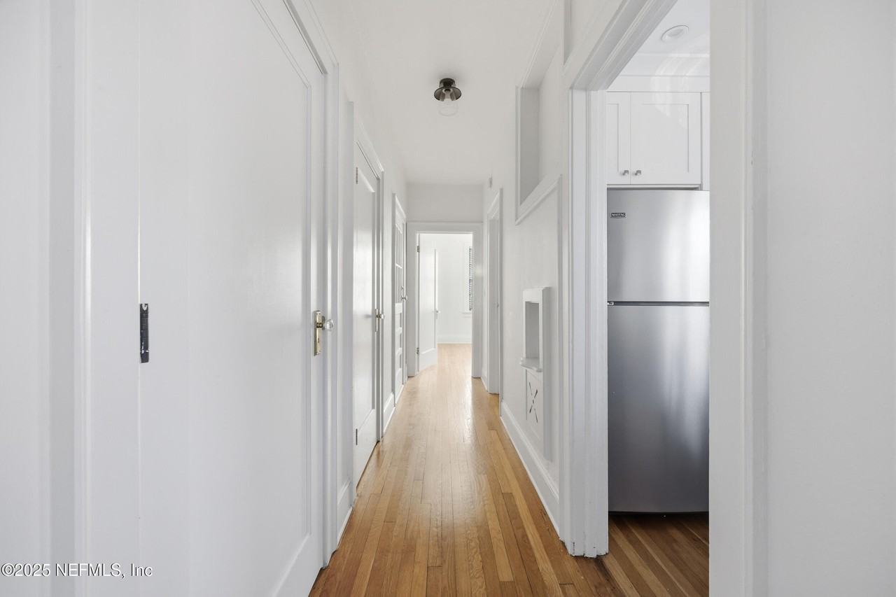 3110 Oak Street #3110-4 - Photo 5 of 19