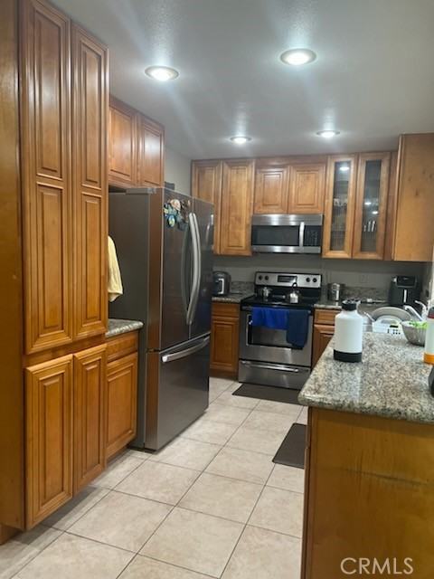 1877 Woodgate Drive #1877 - Photo 5 of 6