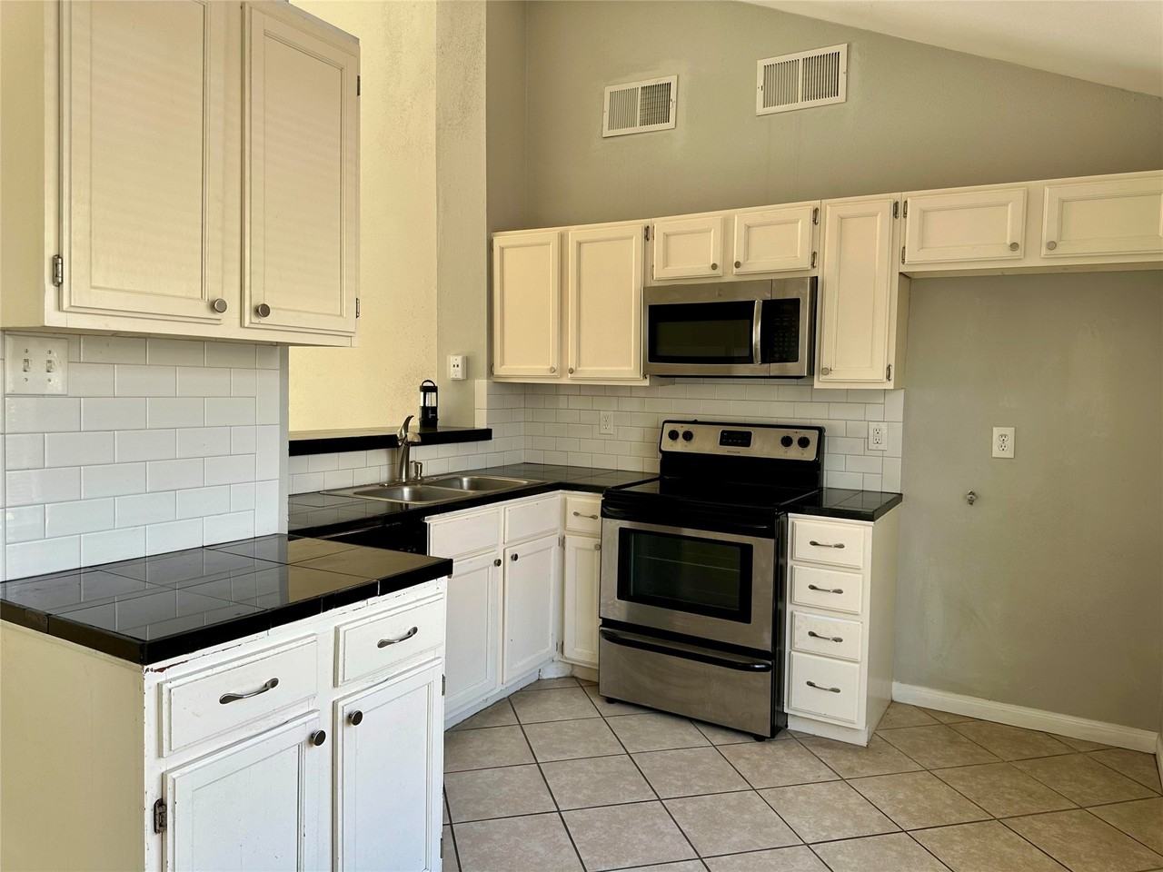 18530 Meadows Way #18530 - Photo 2 of 15