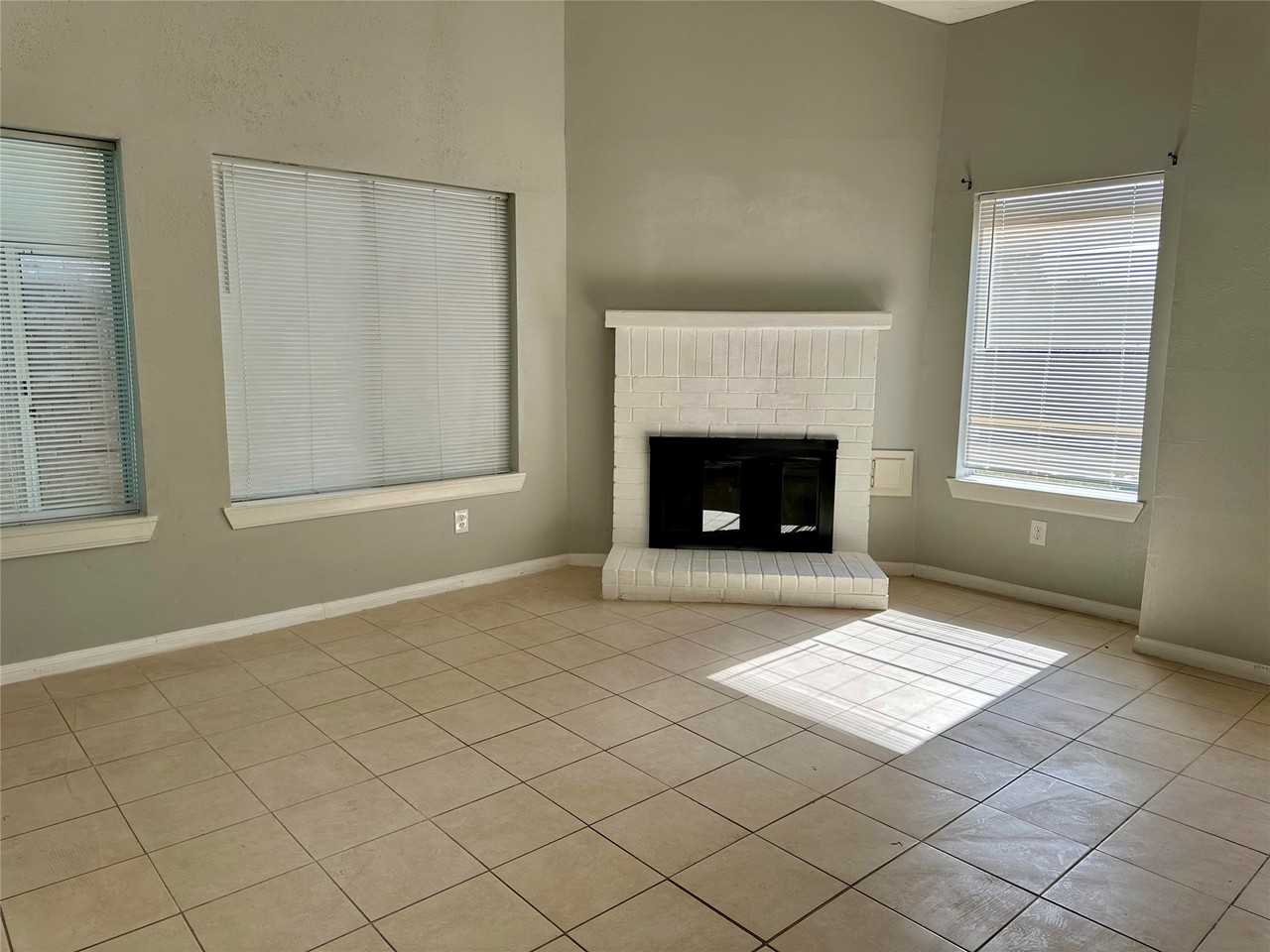 18530 Meadows Way #18530 - Photo 3 of 15