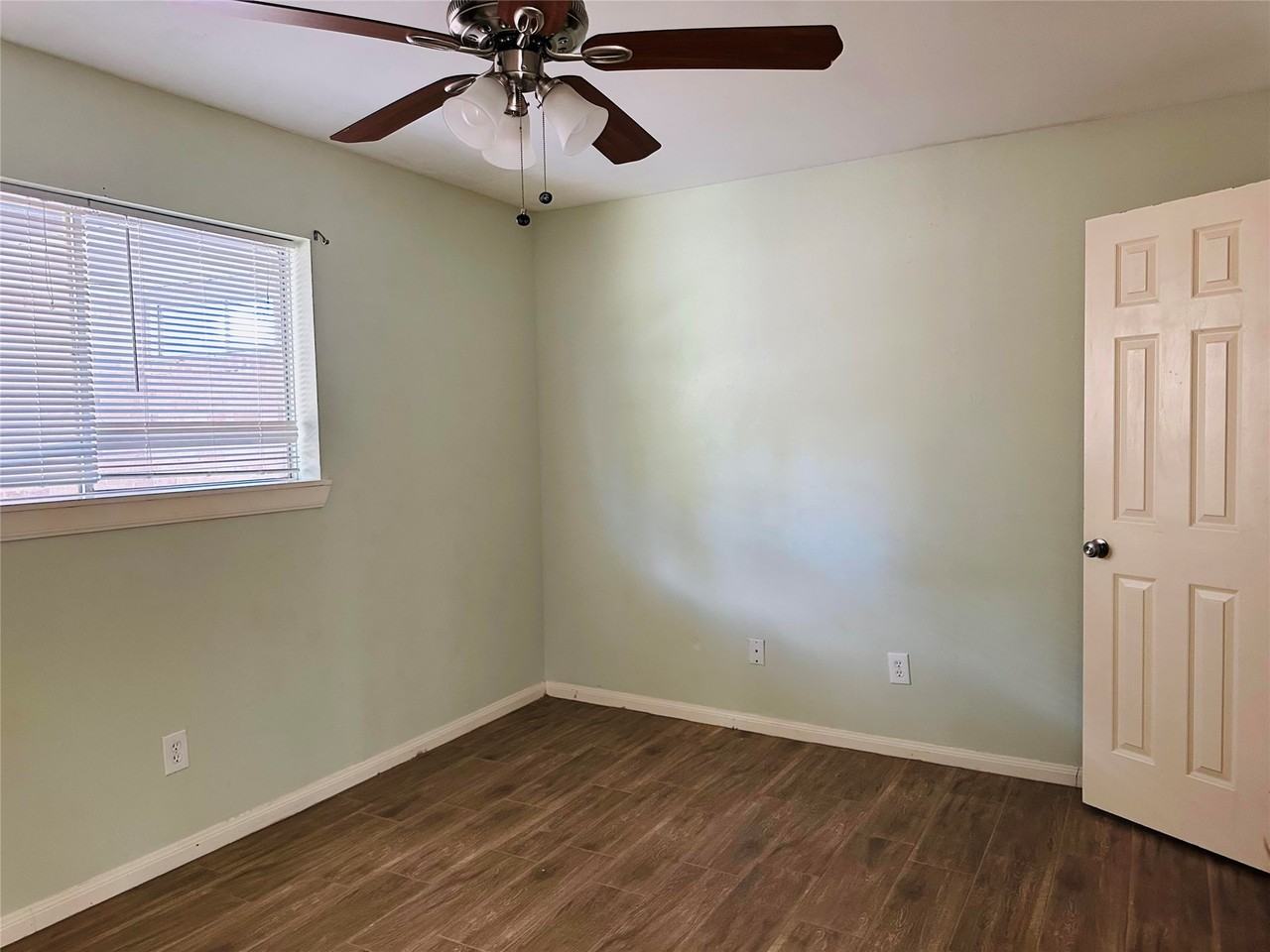 18530 Meadows Way #18530 - Photo 5 of 15