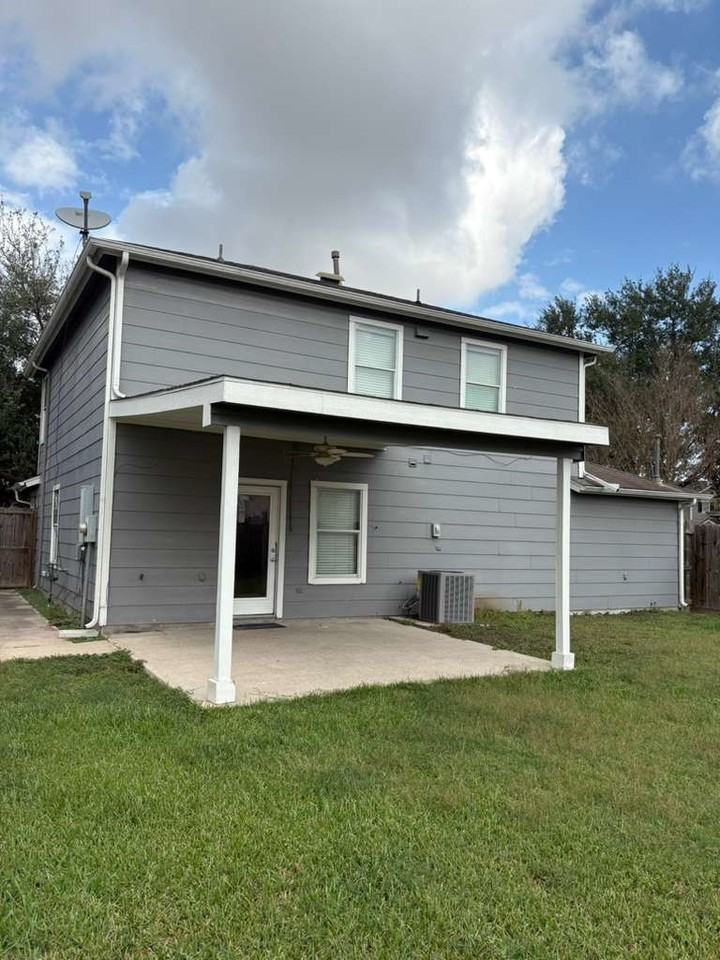 4138 Carmel Ridge Way #4138 - Photo 2 of 22