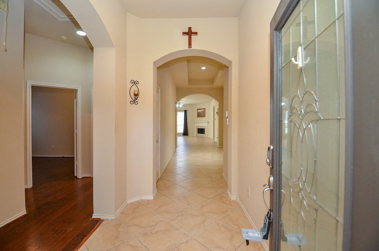 5915 Turkey Creek #5915 - Photo 2 of 40