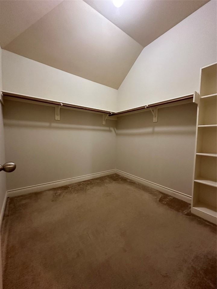 9114 Harbor Hills Drive #9114 - Photo 3 of 17