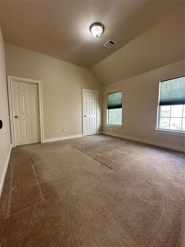 9114 Harbor Hills Drive #9114 - Photo 6 of 17