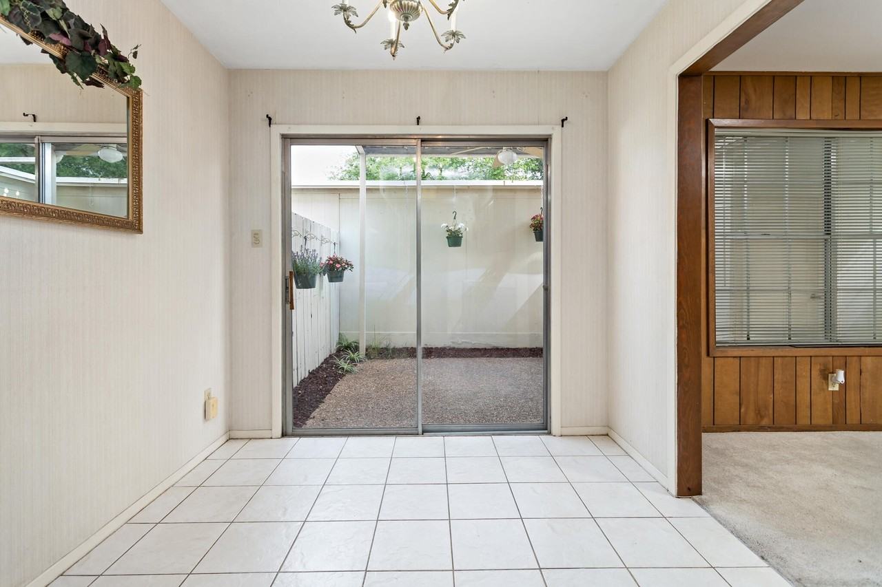 5960 Townhouse Lane #5960 - Photo 2 of 27