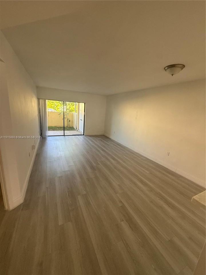 12996 Southwest 88th Lane #12996B101 - Photo 6 of 11