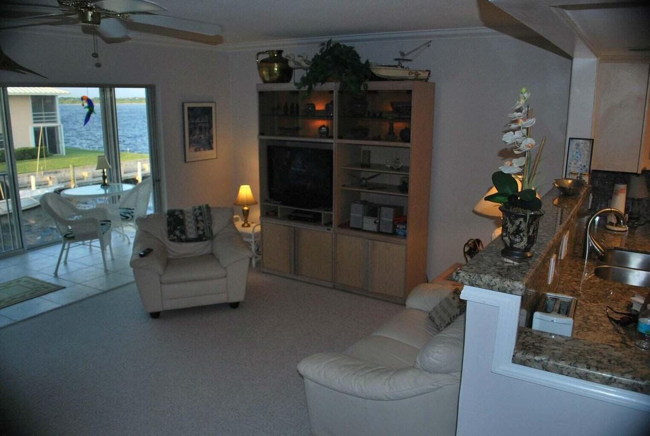 100 Lehane Terrace #100-26 - Photo 5 of 18